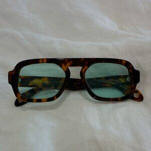 Jane in Brown Tortoise- Elisa Johnson